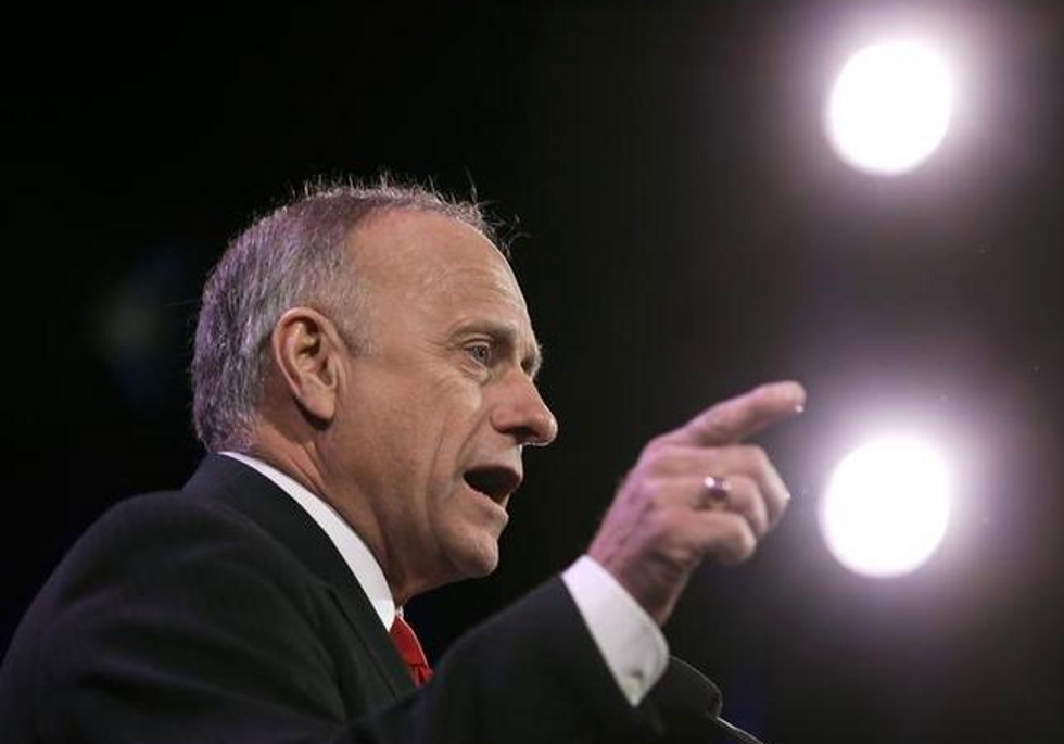 Steve King rallies the troops before House GOP meeting on immigration