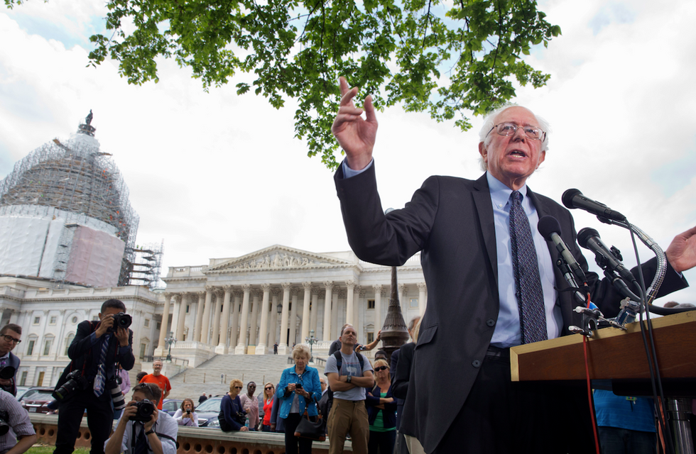 We're in This Race to Win': Bernie Sanders Hammers Income Inequality as He Seeks the White House