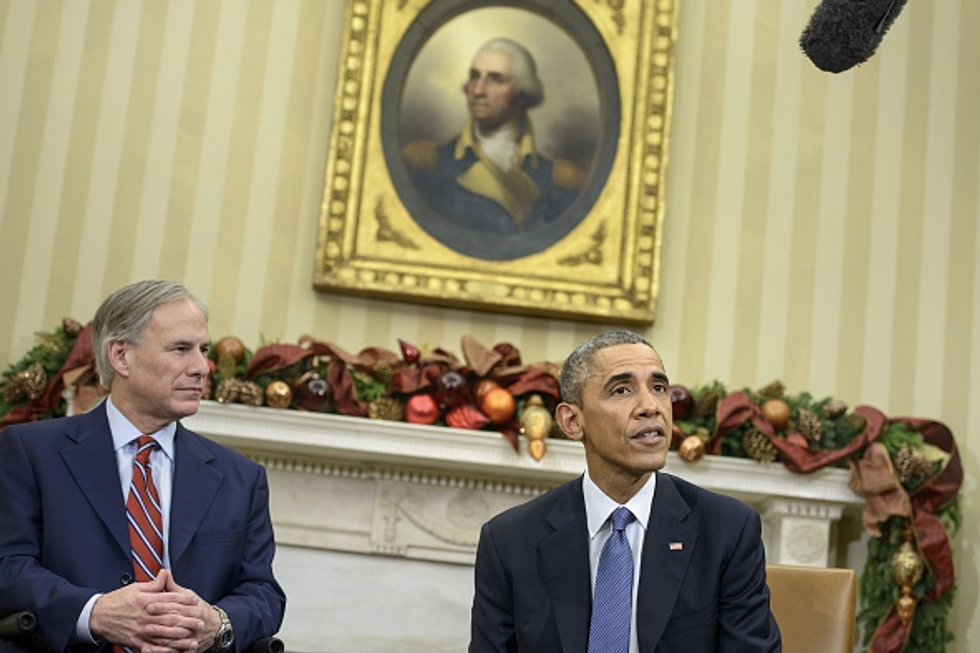 Texas Governor Goes After Obama Admin. for Acting 'Outside the Law' in Defying Judge's Immigration Order