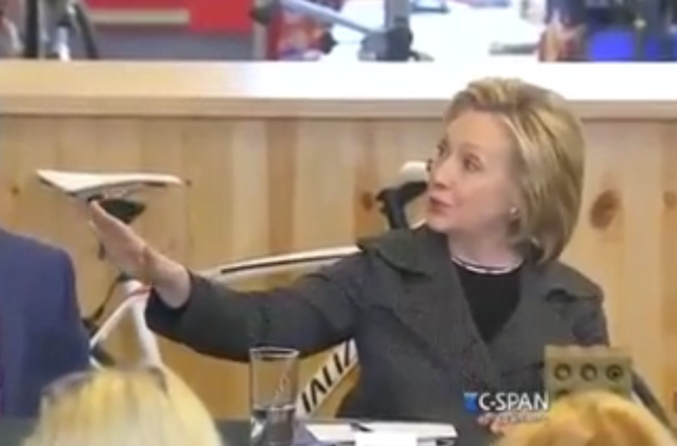 Watch How Hillary Clinton Reacts When Ed Henry Interrupts Event to Ask if She’ll Ever Answer Press Questions