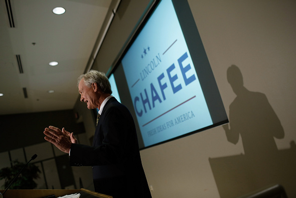 Lincoln Chafee Challenges Hillary in 2016: 'Elections are About Choices