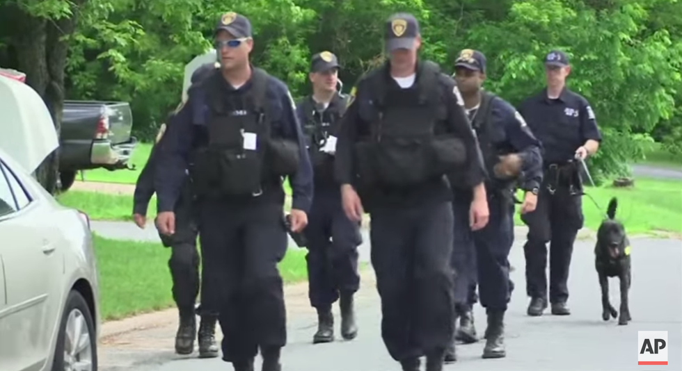 Hunt for Killers Expands to Vermont; Female Prison Staffer Under Suspicion