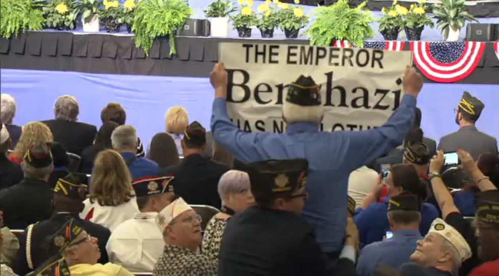 Watch the Reaction Defiant Vet Gets for His Anti-Obama Demonstration During President's Speech on Veterans' Issues