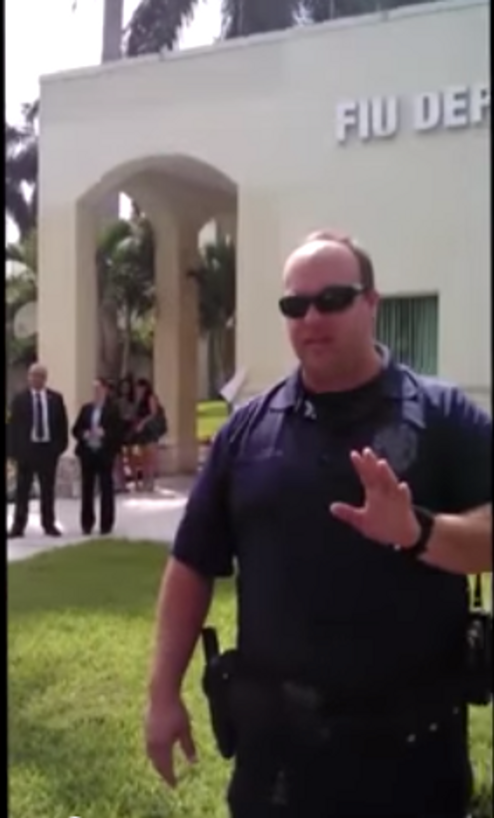 Watch How Police Treat College Students Protesting Hillary Clinton