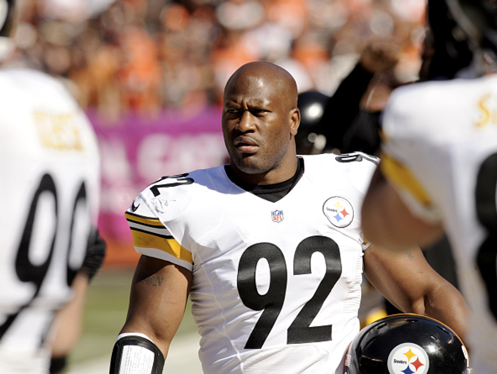 NFL Star Discovered His Kids Had Been Given Participation Trophies. What He Did Next Has Some Praising His Parenting.