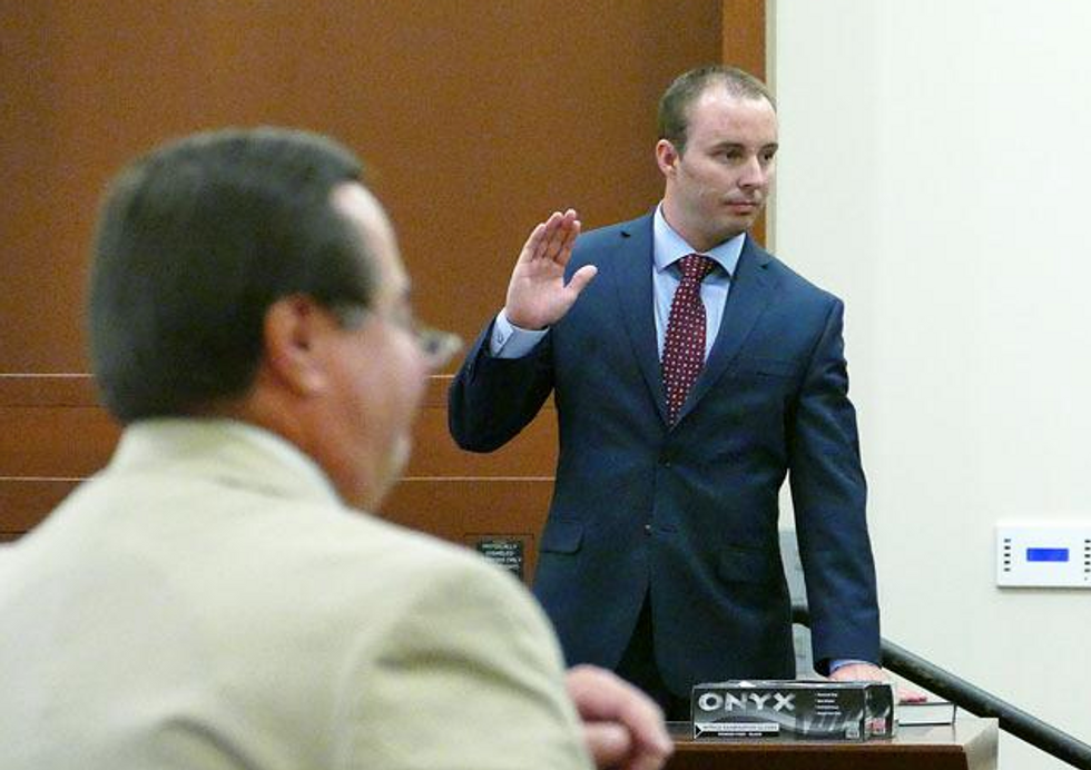 Mistrial Declared in Charlotte Officer's Manslaughter Trial 