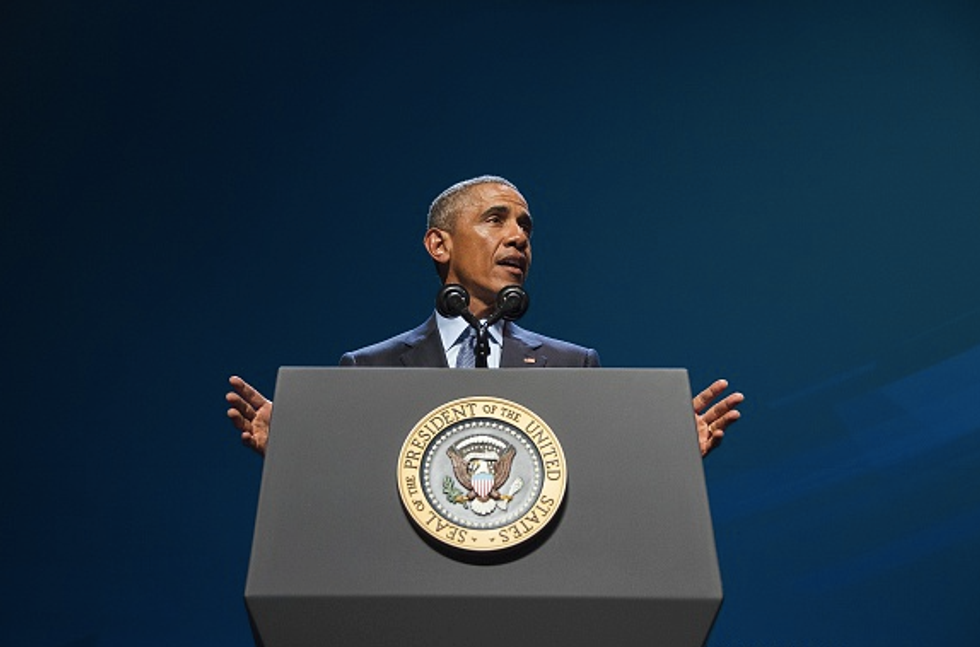 Retiring Democratic Senator Gives Obama Final Vote to Ensure Victory on Iran Deal