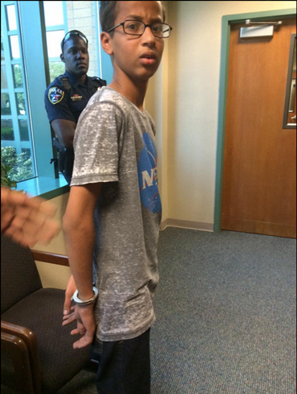 #IStandWithAhmed Because The Liberal Narrative Is More Important Than The Truth