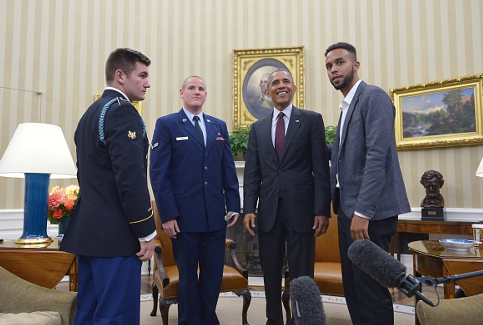 Obama Praises American Heroes Who Thwarted French Train Terror Attack: 'They Represent the Very Best of America
