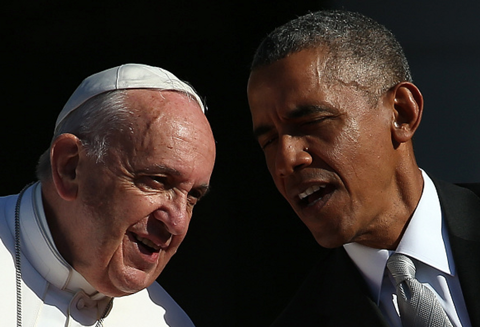 Here's Why Pope Francis Didn't Get the Customary 21-Gun Military Salute During Historic Visit