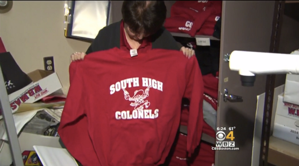 New 'Bizarre' Dress Code at Some Massachusetts High Schools Has Students and Parents Up in Arms