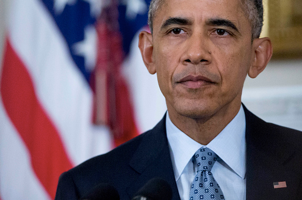 Obama: Second Amendment 'Absolutists' Think Gun Control Is a Plot by Me to 'Stay in Power Forever