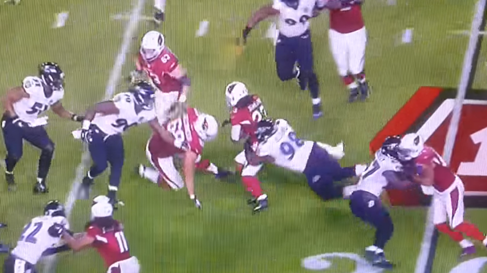 Opposing Coach Has ‘No Explanation’ for Cardinals RB's Insane 62-Yard Run After What Everyone Thought Was a Tackle