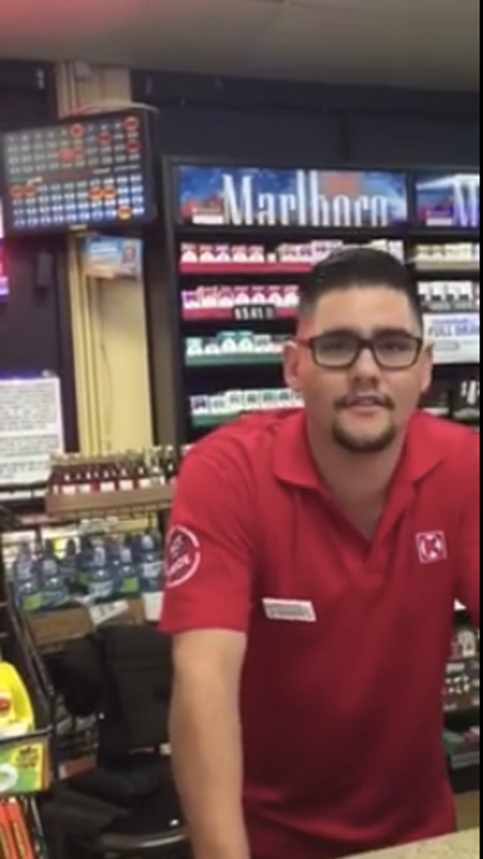 ‘You’re a Liar’: U.S. Marine Overhears Clerk Talking About His ‘Deployment’ and Is Unable to Remain Silent  