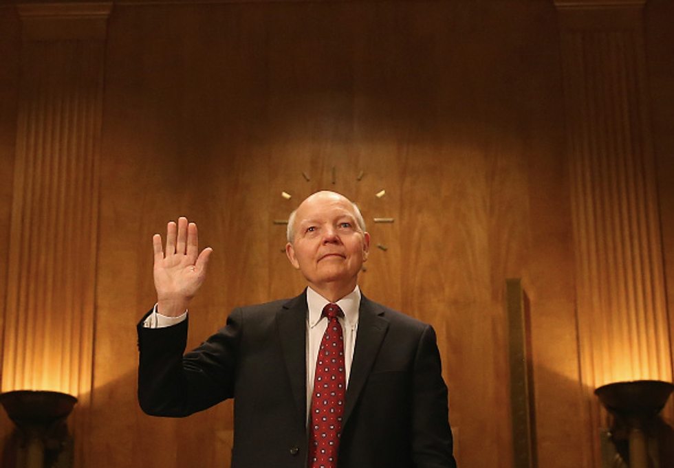 Legal Experts: 'Utterly Irresponsible' Not to Conduct IRS Impeachment Probe