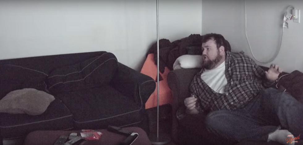 Watch: Jimmy Kimmel Uses His Vast Resources to Absolutely Terrify His Writer’s Unsuspecting Roommate With Prank