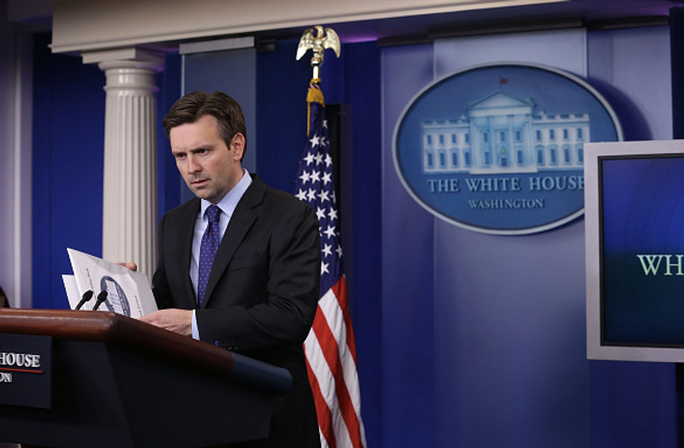 White House Spokesman Faces Off With Reporter Over Congress' Motives for Keeping Gitmo Open