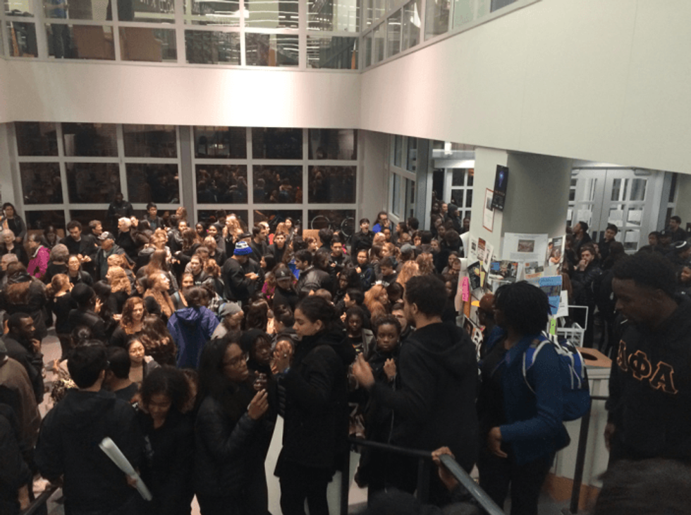 Black Lives Matter Mob Invades Dartmouth Library, Reportedly Harasses White Students Relentlessly: ‘F*** Your White Tears!’