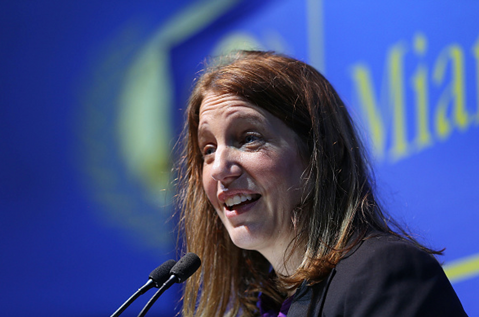 Obama Administration Prescription Drug Forum Sparks Price-Fixing Fears