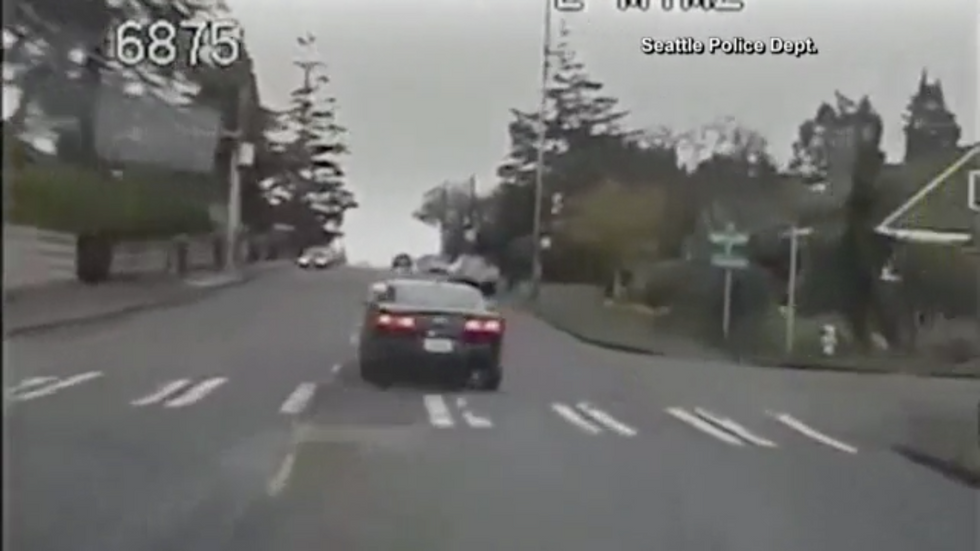 Intense Dashcam Video Captures Dangerous Police Chase Through Seattle Streets, Hail of Officer Gunfire