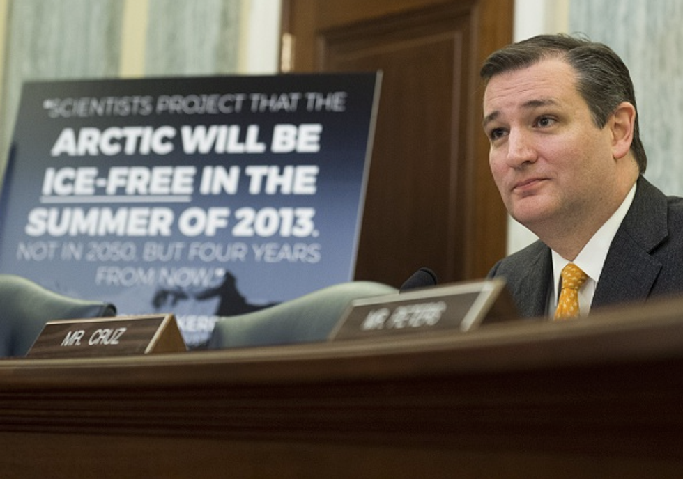 Hillary Clinton Campaign Heats Up Attacks on Ted Cruz Over Global Warming