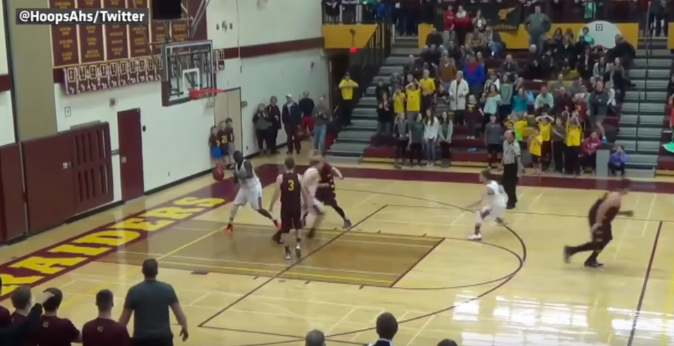 Down by Two With 1.6 Seconds Left, High School Player Pulls Down Rebound and Pulls Off Miracle Shot for the Win