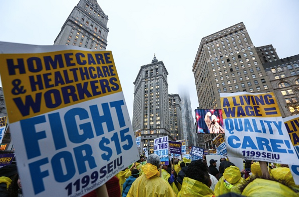 Federal Reserve Says State Minimum Wage Hikes Have Cost Up to 200,000 Jobs