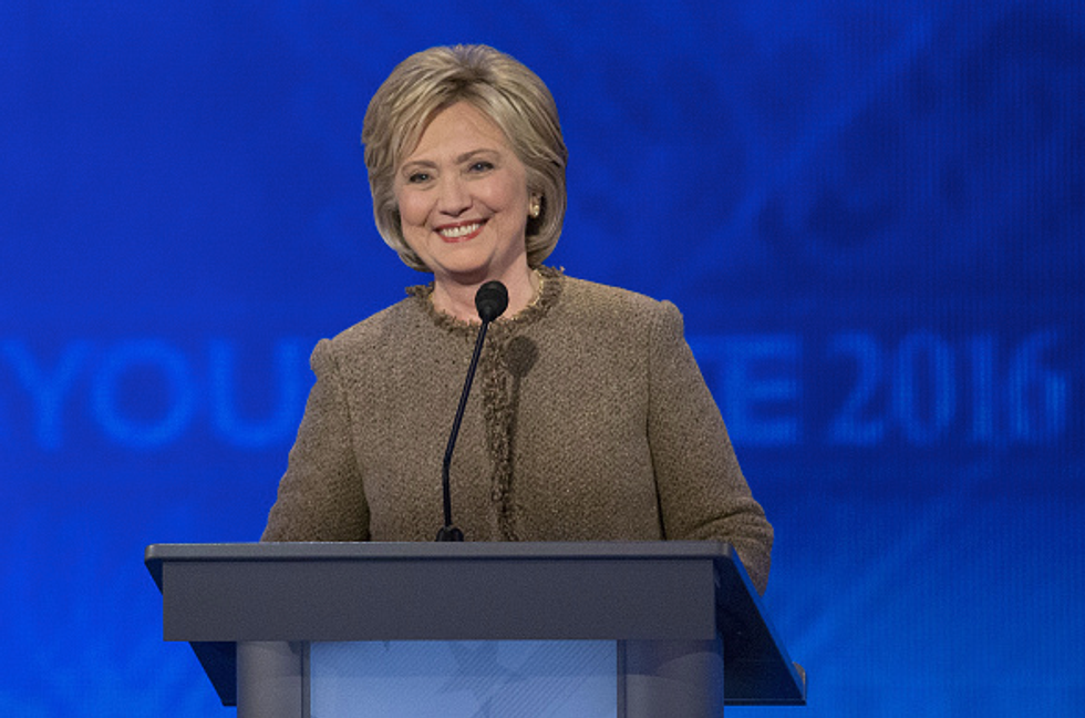 Clinton Is in a League of Her Own': Watchdog Group Names Most Ethically Challenged Politicians of 2015