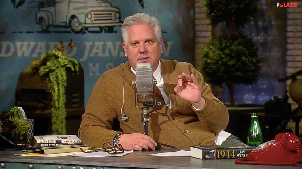 Glenn Beck Picks Out Moments in Which He Says Obama Was 'Out of His League' During Gun Town Hall: 'He’s Never Been Questioned\