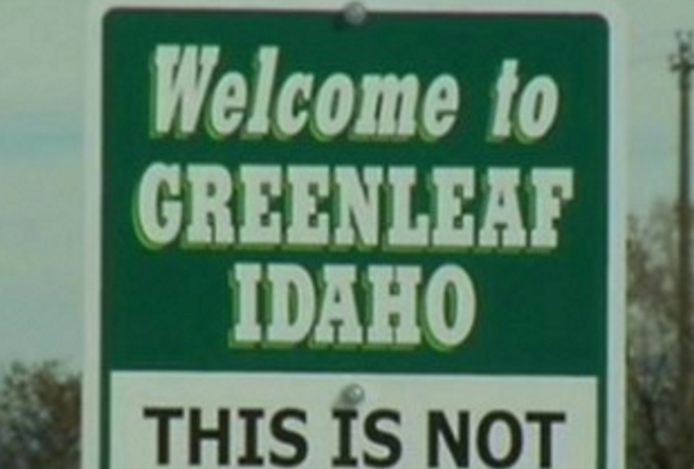 Small Idaho Town Welcomes Visitors With a Clear Warning About Guns — Just Not the Kind You Usually See