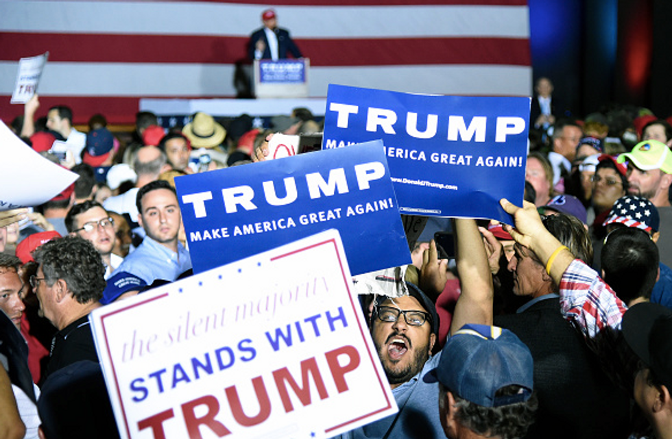 How Do Trump Crowd Sizes Really Compare to Obama's 2008 Crowds?