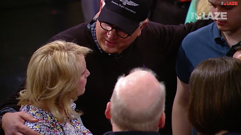 See What Happens When Glenn Beck Confronts Trump Supporter During Live Audience Show
