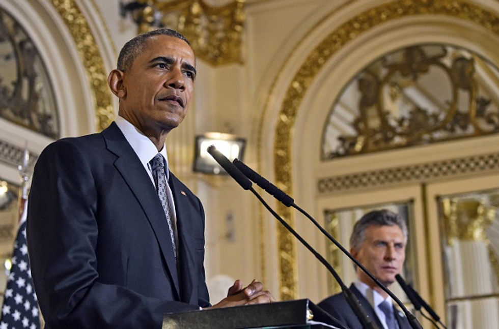Obama Uses Cruz’s Dad to Push Back Against Cruz’s Remarks on Surveilling Muslims