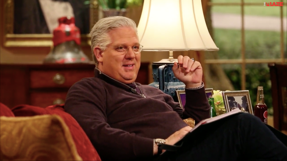 Glenn Beck Reveals the Hot Mic Comment He Thinks Is Clinton's 'Please Clap' Moment of Her Campaign