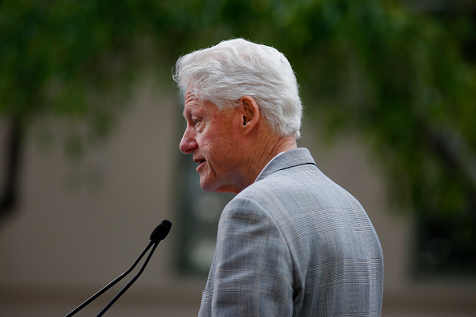 Bill Clinton Praises Hillary's Record on Small Business While Pushing for Minimum Wage Hike