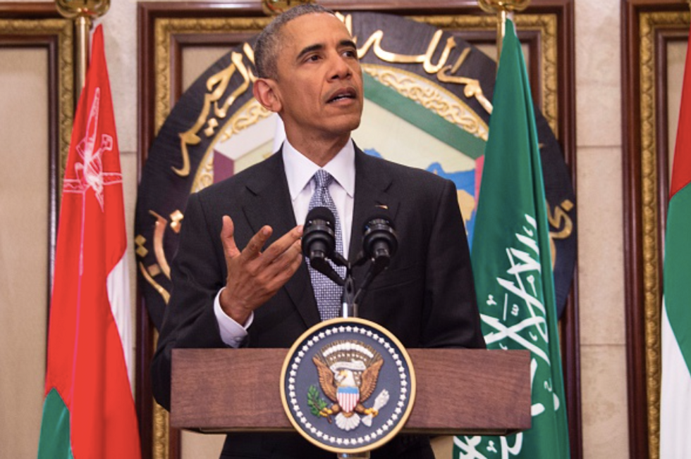 Obama Defends Iran Nuke Deal in Saudi Arabia
