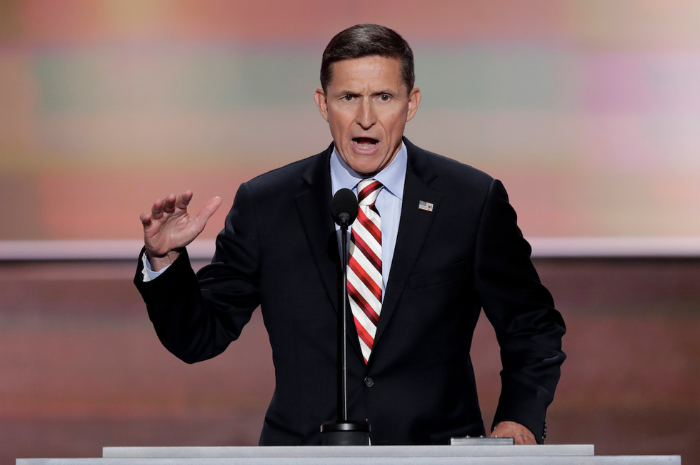 Lt. Gen. Michael Flynn Leads Convention Crowd in Anti-Clinton Chant: 'Lock Her Up' 