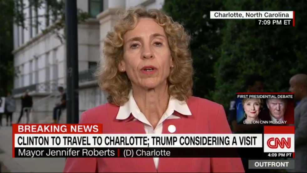 Charlotte mayor asks Trump, Clinton to delay visits to protest-ridden city