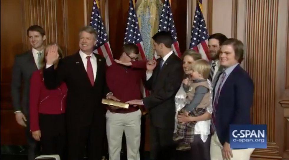 Paul Ryan stops kid from 'dabbing' during the most awkward swearing in you'll ever see