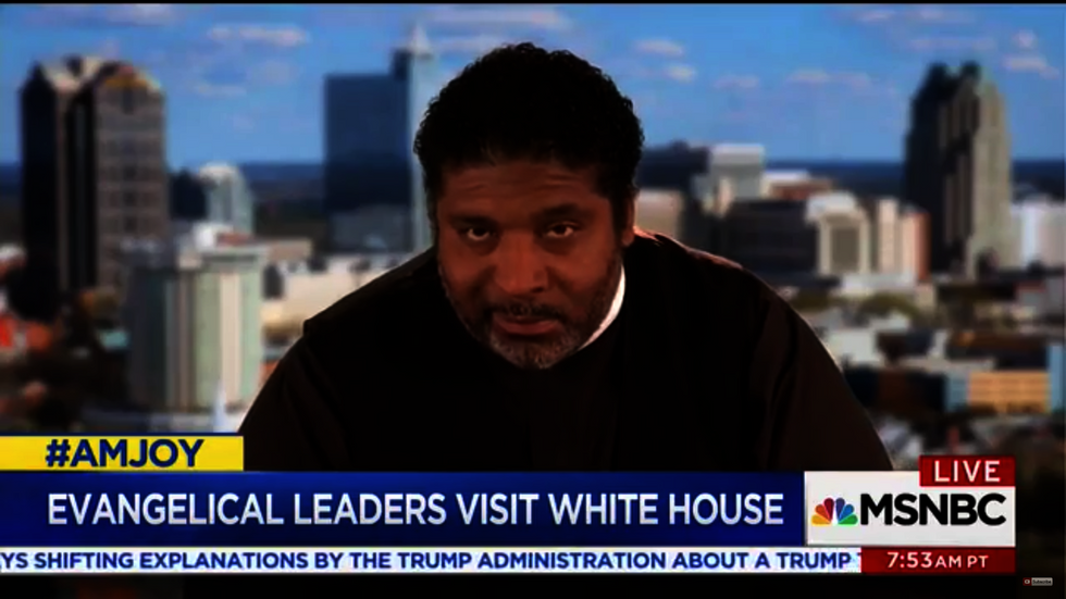Prominent liberal pastor: Praying for Trump is ‘theological malpractice that borders on heresy’