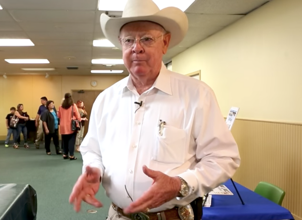 NO MORE HUGS': Texas sheriff refuses to risk sexual harassment allegations