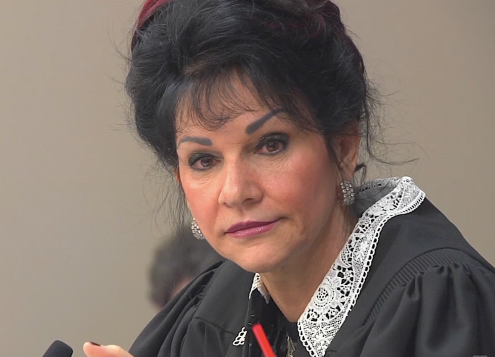 Judge destroys sexual abuser Larry Nassar during sentencing hearing over this complaint