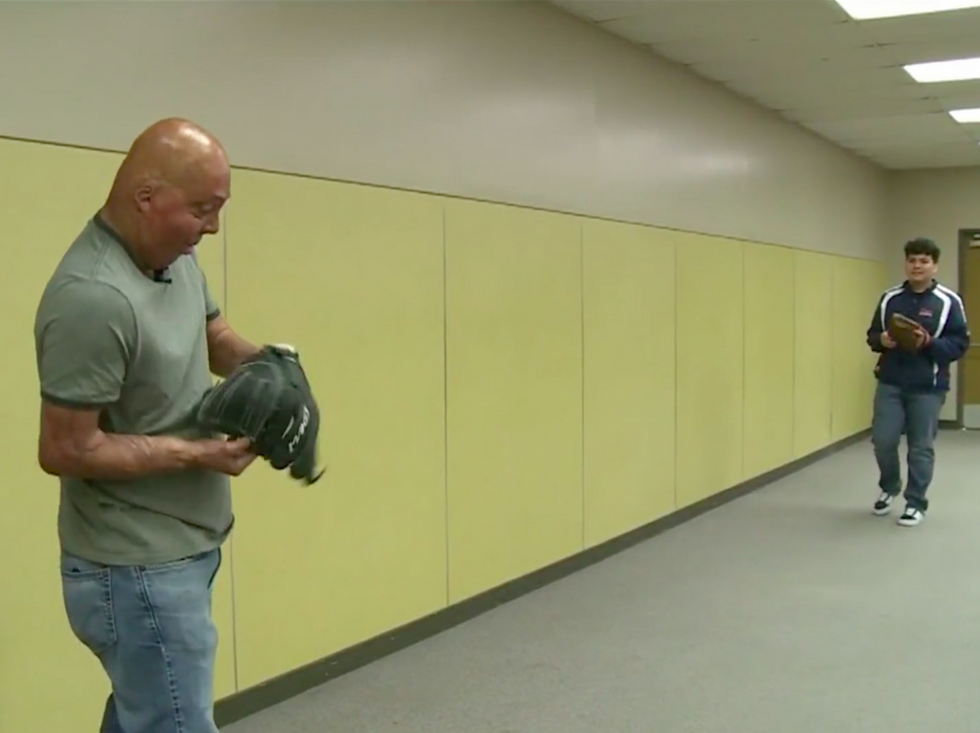 A disabled veteran is getting a prosthetic hand, thanks to these California high school students