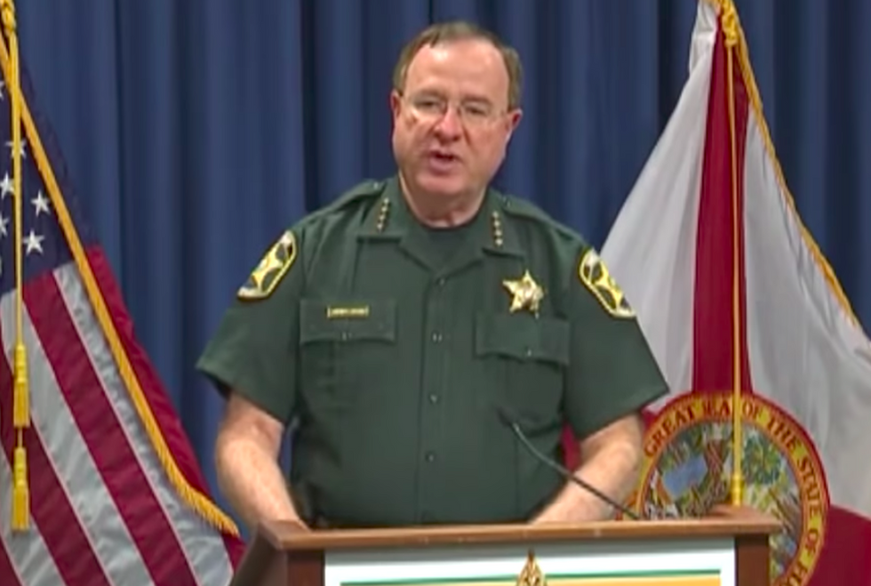 Good people carry guns': Sheriff backs Uber driver who shot threatening stalker