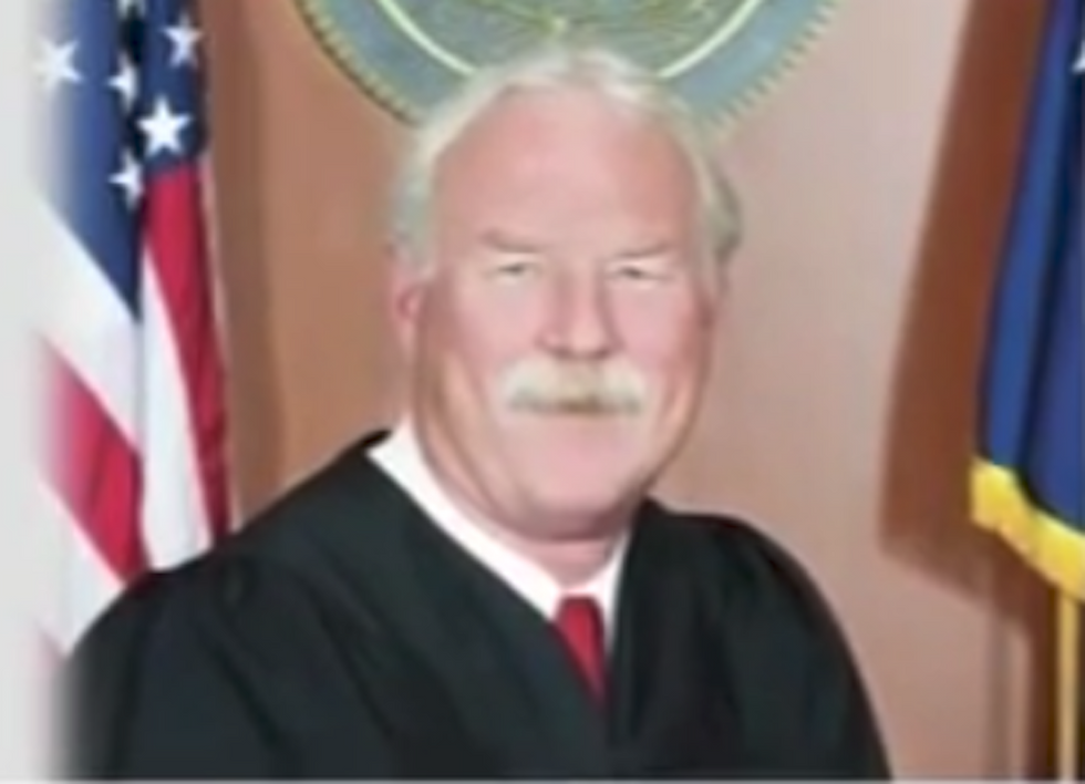 Houston-area juvenile judge loses election, then 'wholesale releases' defendants the next day