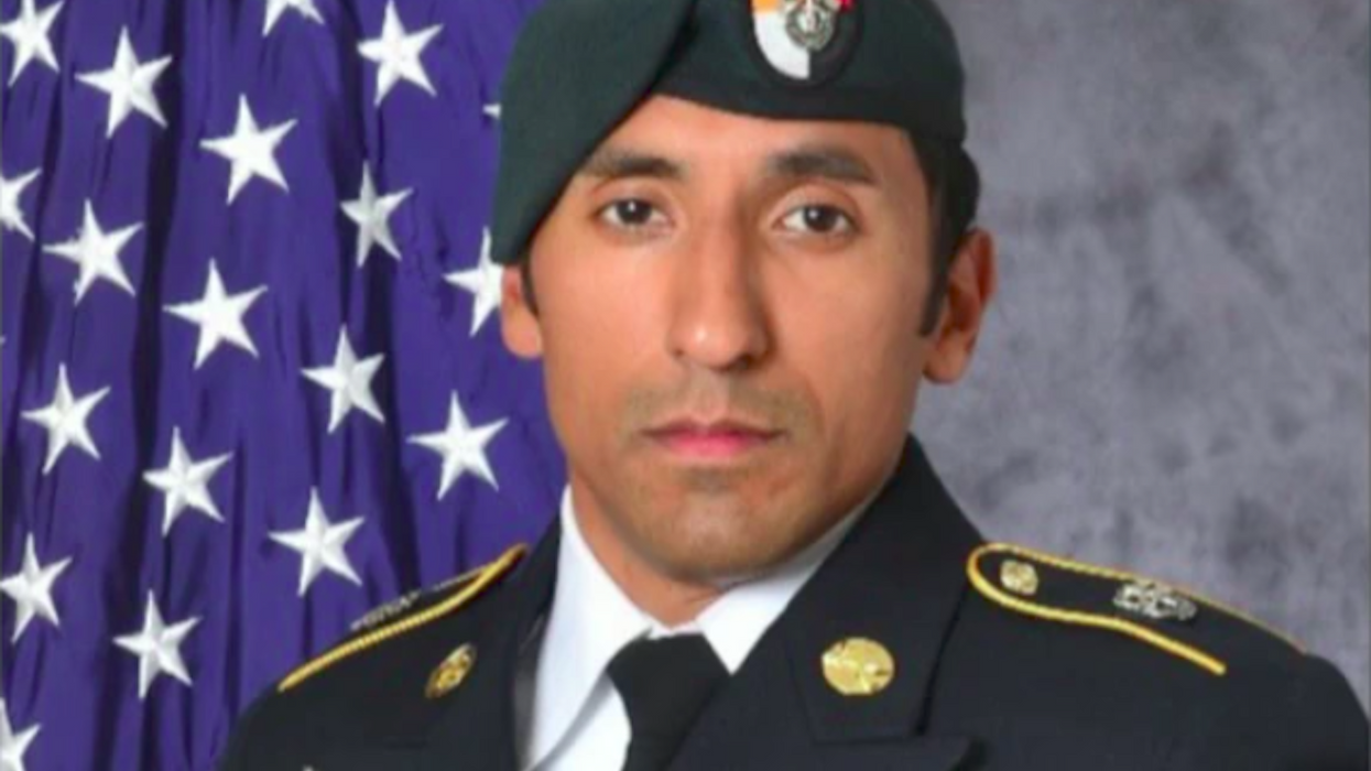 Navy SEAL sentenced to prison in hazing death of Army Green Beret