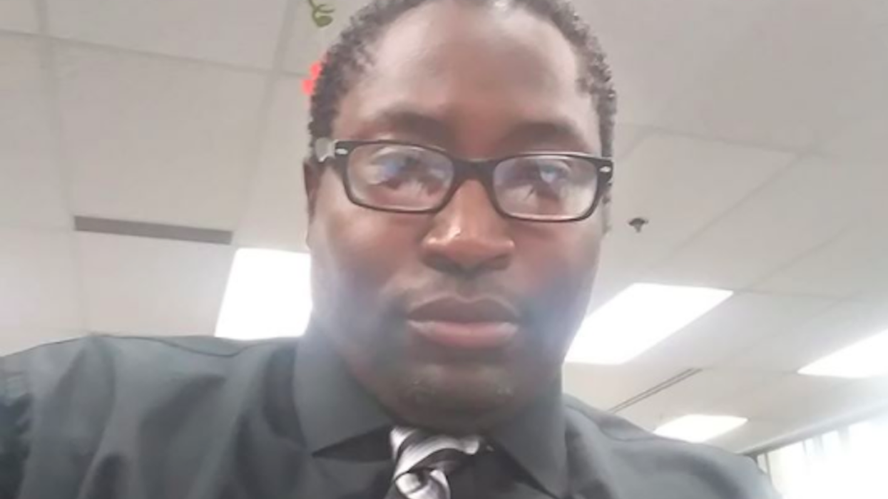 Bank calls cops on black man who tried to deposit checks from racial discrimination lawsuit settlement