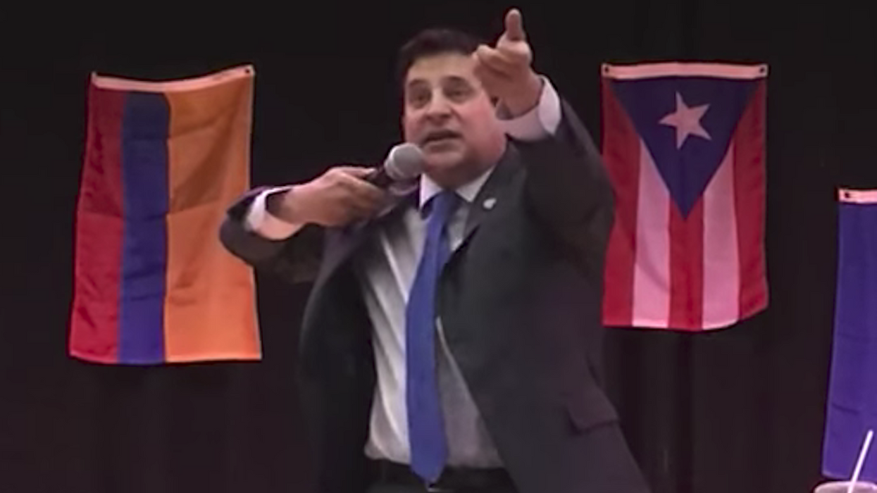 Virginia Democrat embarrasses himself while trying to define assault weapons at town hall​