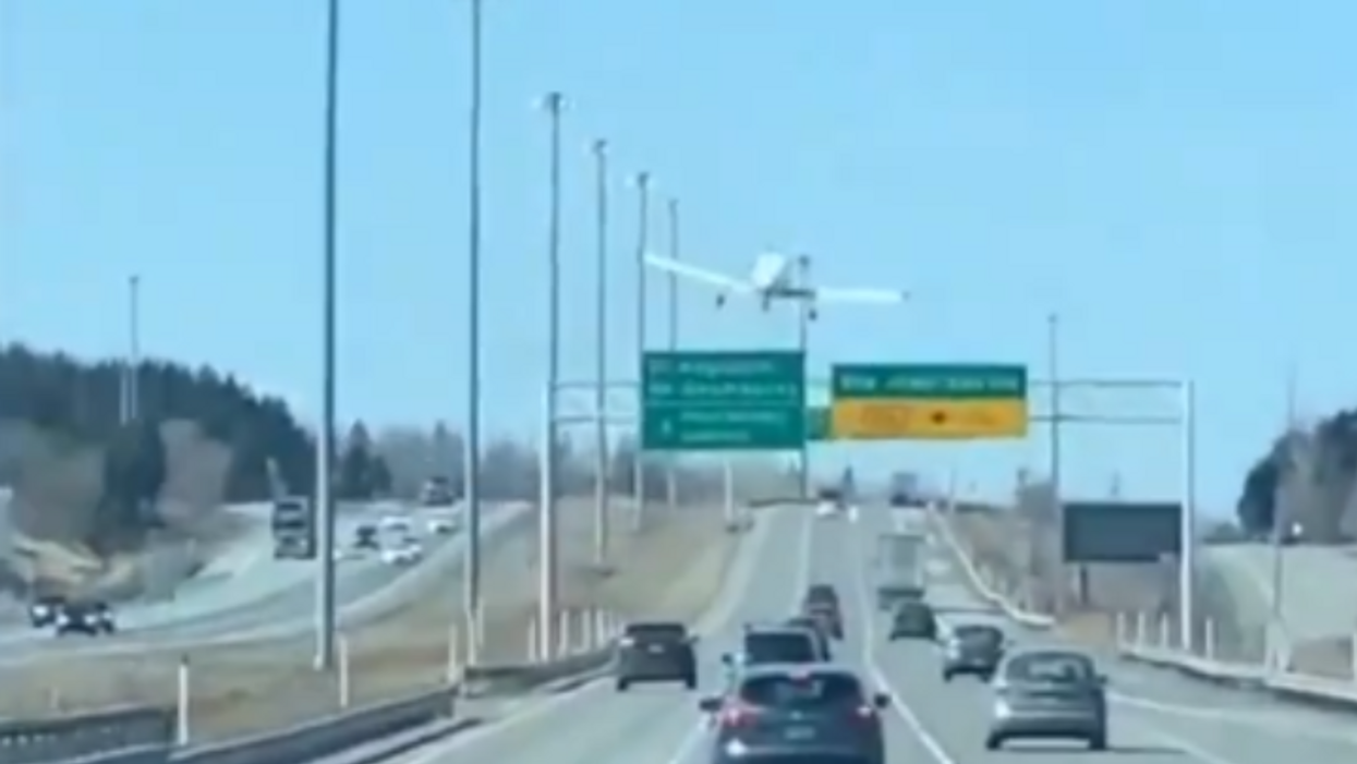 VIDEO: Plane makes incredible emergency landing on busy highway