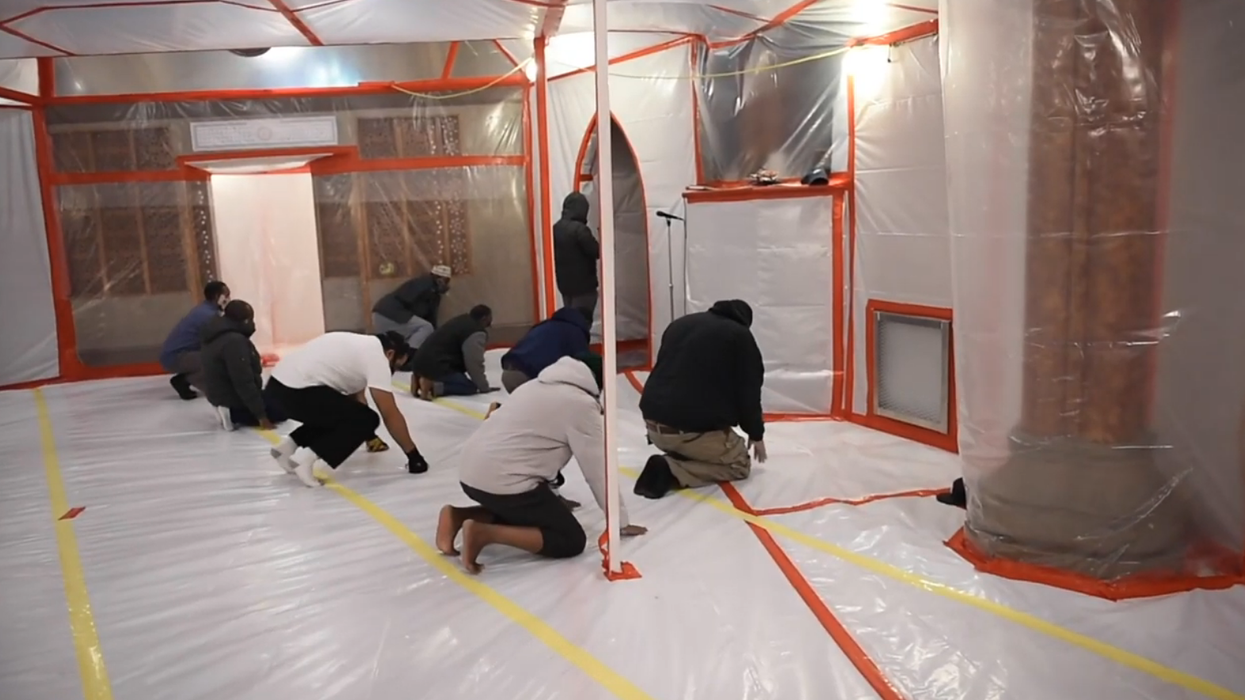 New York mosque still open for daily prayers while churches across the country face mandatory shutdowns